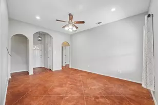 809 Rambling Ct, Granbury, TX 76049 - Photo 3
