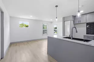 2033 Redman Cir, Dallas, TX 75223 - Photo 7