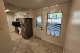 716 W Mulberry St, Denton, TX 76201 - Photo 7