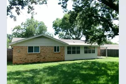 1610 Toplea Drive, Euless, TX 76040 - Photo 3