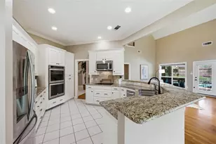 5527 Hunterwood Ln, Arlington, TX 76017 - Photo 13