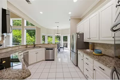 5527 Hunterwood Lane, Arlington, TX 76017 - Photo 11