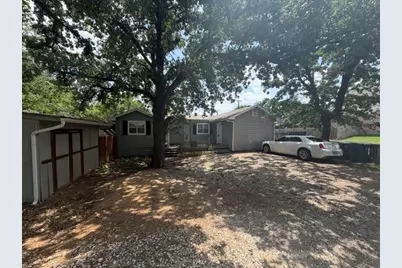 410 N Lakeview Drive, Lake Dallas, TX 75065 - Photo 1
