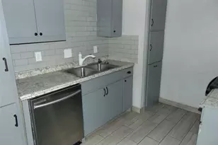 5433 Kings Mnr Dr, Lake Dallas, TX 75065 - Photo 3