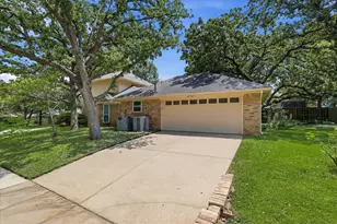 3620 Dorchester Dr, Bedford, TX 76021 - Photo 35