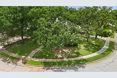3620 Dorchester Drive, Bedford, TX 76021 - Photo 35