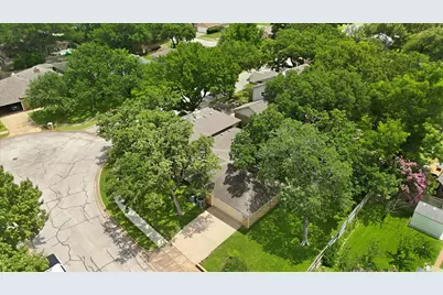 3620 Dorchester Drive, Bedford, TX 76021 - Photo 37