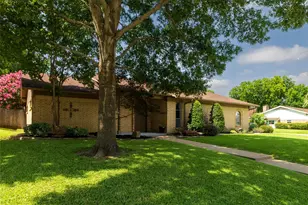 1710 Park Hill Dr, Arlington, TX 76012 - Photo 39