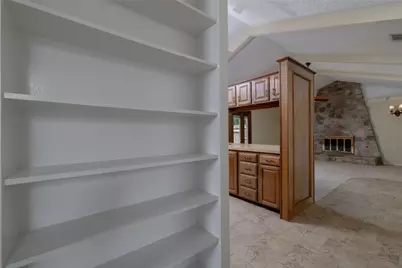 1710 Park Hill Drive, Arlington, TX 76012 - Photo 11