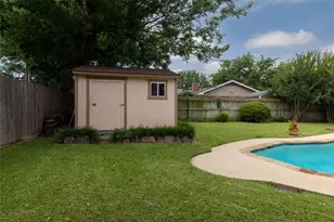 1710 Park Hill Dr, Arlington, TX 76012 - Photo 37