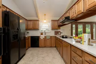1710 Park Hill Dr, Arlington, TX 76012 - Photo 15