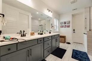 820 Filly, Aubrey, TX 76227 - Photo 25
