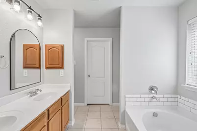 137 Tomahawk Drive, Greenville, TX 75402 - Photo 17
