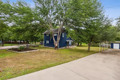 2545 Forest Park, Granbury, TX 76048 - Photo 29