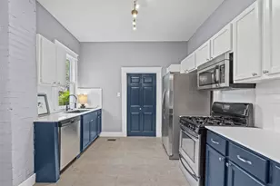 301 S Edgefield Ave, Dallas, TX 75208 - Photo 23