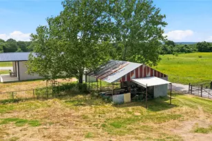 1017 Co Rd 4699, Boyd, TX 76023 - Photo 31