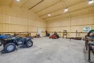 1017 Co Rd 4699, Boyd, TX 76023 - Photo 9