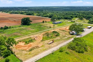 1017 Co Rd 4699, Boyd, TX 76023 - Photo 39