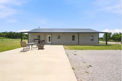 1017 County Road 4699, Boyd, TX 76023 - Photo 5