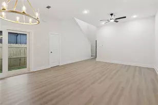 132 Cottonwood St, Fort Worth, TX 76111 - Photo 21