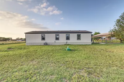 8344 Fm 697, Whitewright, TX 75491 - Photo 27