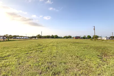 8344 Fm 697, Whitewright, TX 75491 - Photo 3