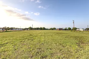 8344 FM697, Whitewright, TX 75491 - Photo 3