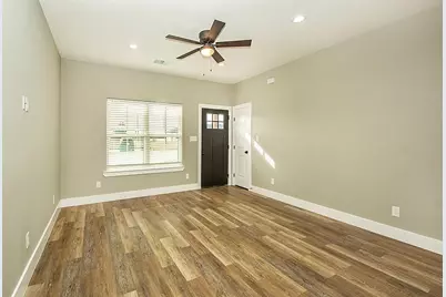 20492 US Hwy 377 #B, Whitesboro, TX 76273 - Photo 1