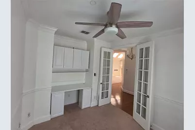 8207 Persimmon Street, Irving, TX 75063 - Photo 7
