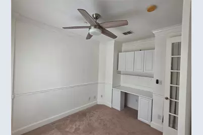 8207 Persimmon Street, Irving, TX 75063 - Photo 7