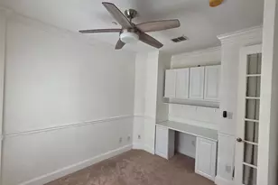 8207 Persimmon St, Irving, TX 75063 - Photo 7