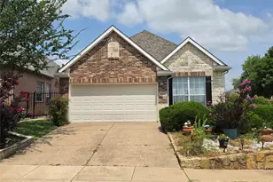 8207 Persimmon St, Irving, TX 75063 - Photo 1