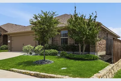 9200 Desertrock Road, Fort Worth, TX 76131 - Photo 3