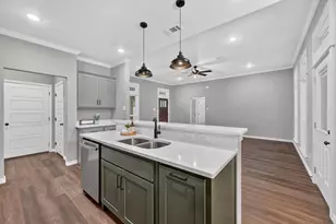 115 Hill Shadow Ln, Whitney, TX 76692 - Photo 11