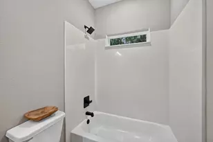 115 Hill Shadow Ln, Whitney, TX 76692 - Photo 29