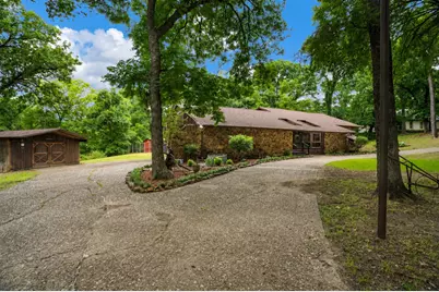 207 Shadowwood Trail, Ovilla, TX 75154 - Photo 1