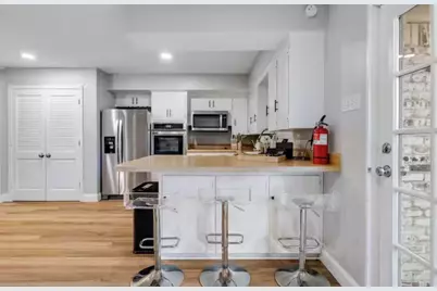 9005 Villa Park Circle, Dallas, TX 75225 - Photo 9