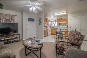 121 Cambridge Dr, Saginaw, TX 76179 - Photo 9