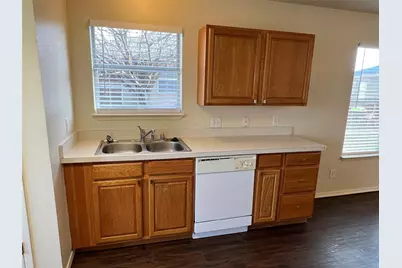 121 Cambridge Drive, Saginaw, TX 76179 - Photo 29