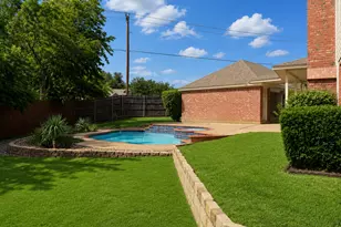 8533 Castle Creek Rd, North Richland Hills, TX 76182 - Photo 21