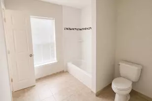 8533 Castle Creek Rd, North Richland Hills, TX 76182 - Photo 23