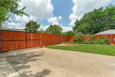 106 E Apollo Road, Garland, TX 75040 - Photo 39