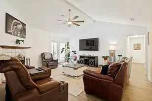 106 E Apollo Rd, Garland, TX 75040 - Photo 15