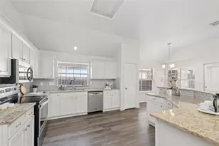 10905 Camelot Dr, Frisco, TX 75035 - Photo 17