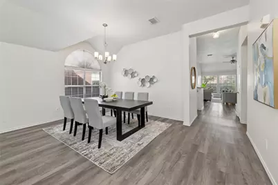 10905 Camelot Drive, Frisco, TX 75035 - Photo 7