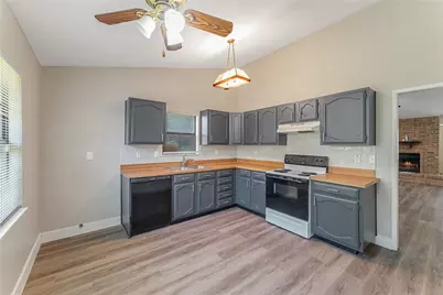 420 Whitney Street, Cedar Hill, TX 75104 - Photo 9