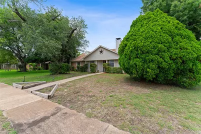 420 Whitney Street, Cedar Hill, TX 75104 - Photo 3