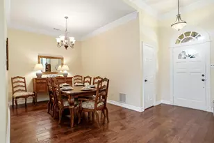 1000 Murl Dr, Irving, TX 75062 - Photo 7