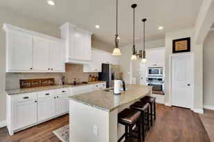 441 Lake Park Dr, Midlothian, TX 76065 - Photo 9