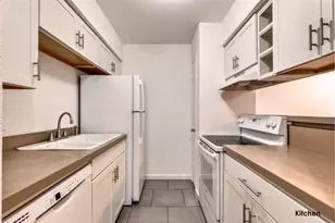 8110 Skillman St, Dallas, TX 75231 - Photo 9